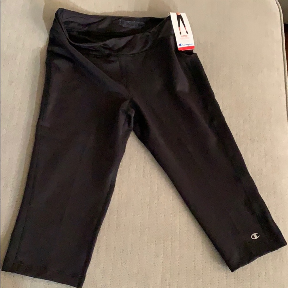 Champion fitted knee pant Medium